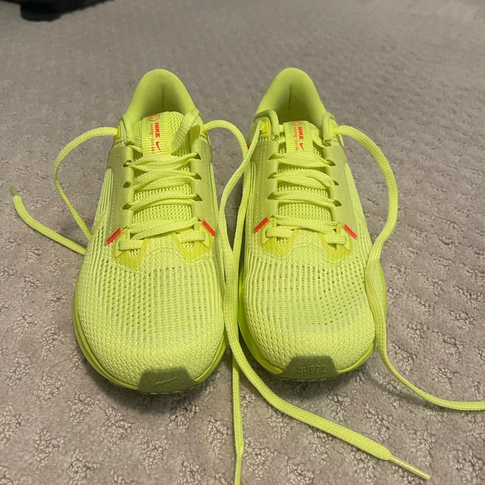 Women Nike Running Shoes